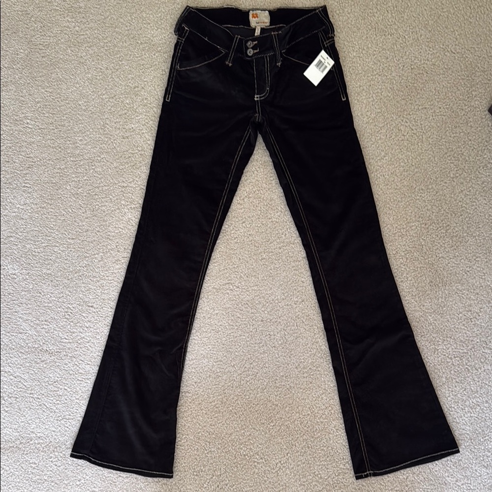 Twill twenty two - Black Flared Jeans with White Stitching